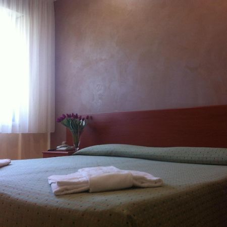 טרמולי Hotel Europa מראה חיצוני תמונה