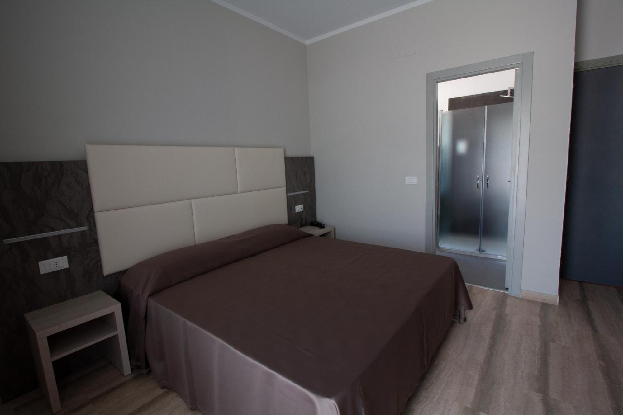 טרמולי Hotel Europa מראה חיצוני תמונה