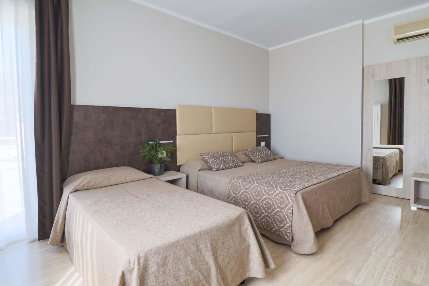 טרמולי Hotel Europa מראה חיצוני תמונה
