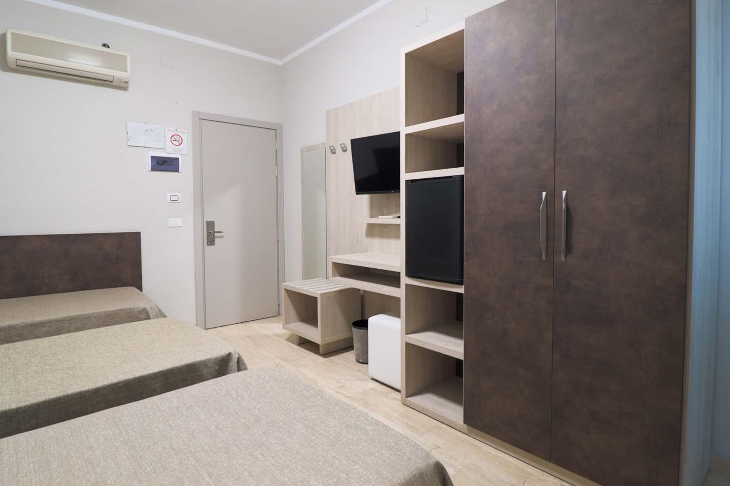 טרמולי Hotel Europa מראה חיצוני תמונה